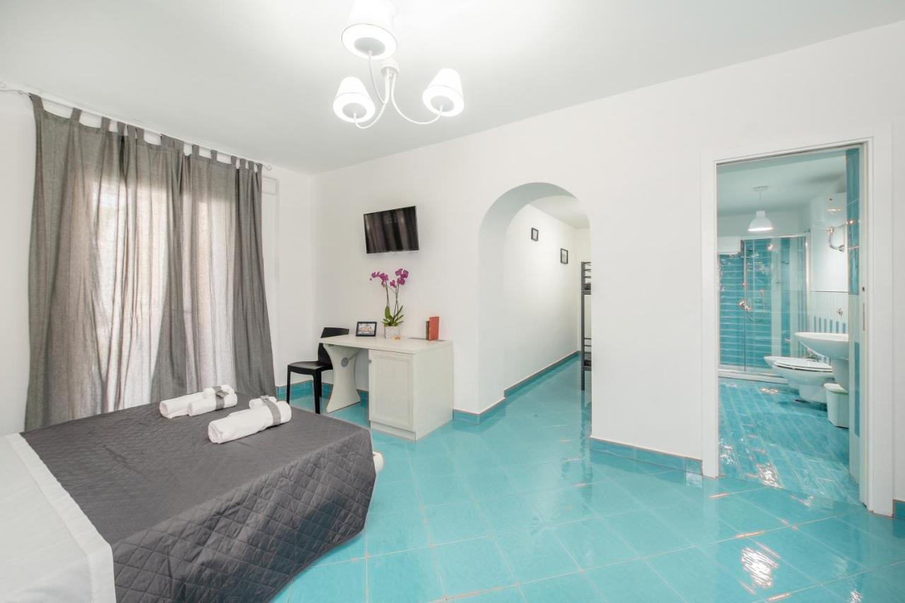 La Casa Del Pozzo Vecchio Bed and Breakfast Procida Exteriör bild